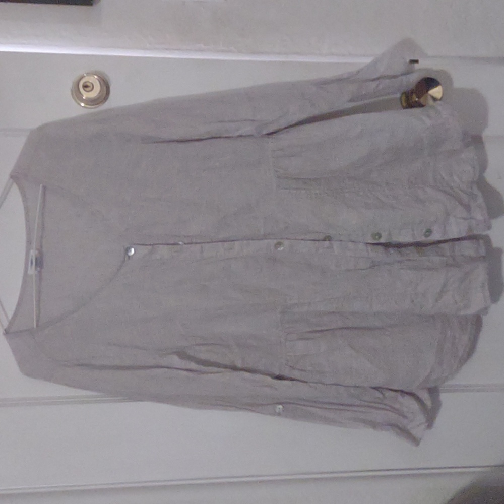 Signed Olsen | 100% Linen Blouse